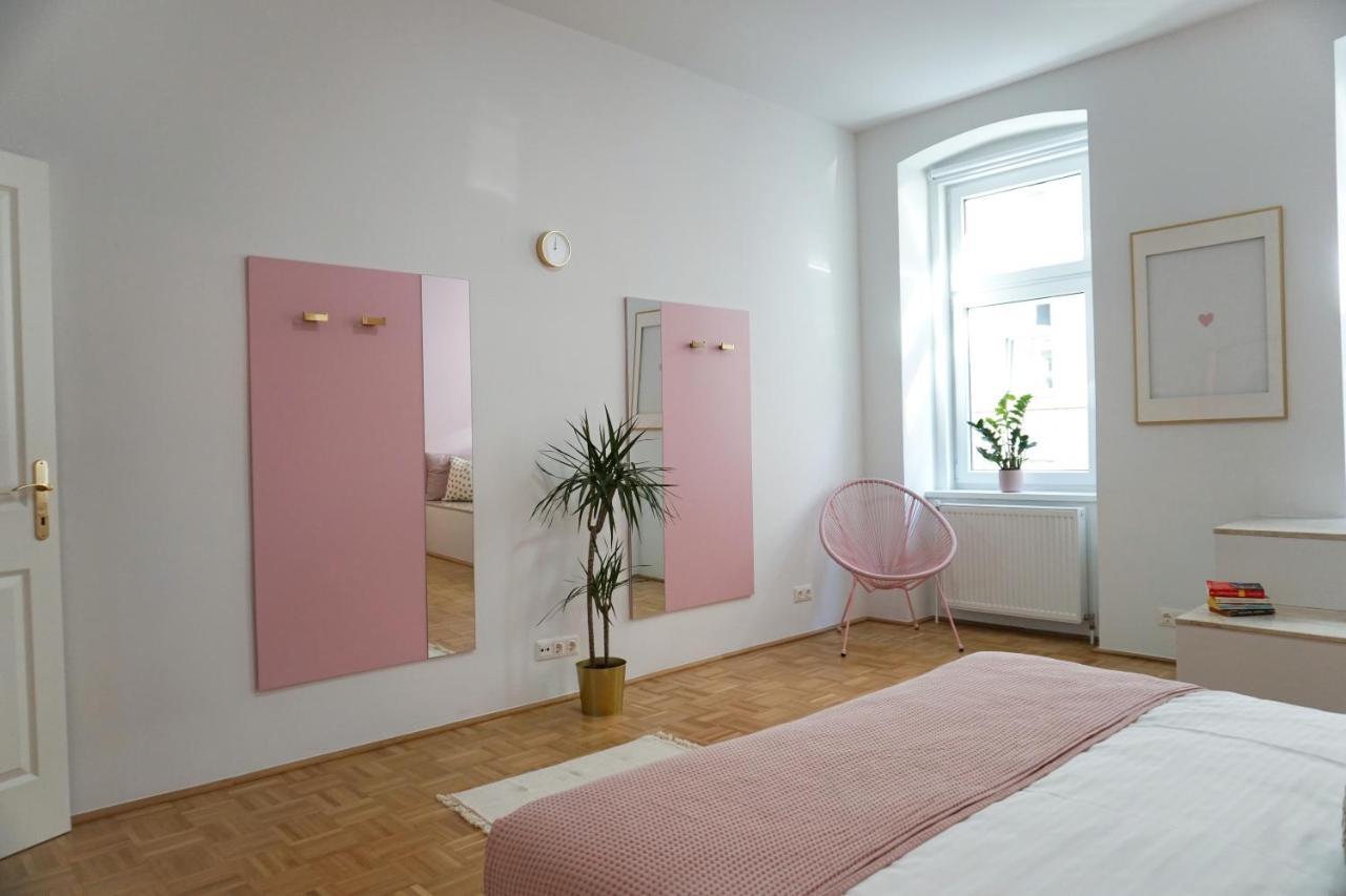 Vibrant Design Apartments - Full Kitchen - Wi-Fi - 18 Mins To City Centre Viyana Dış mekan fotoğraf