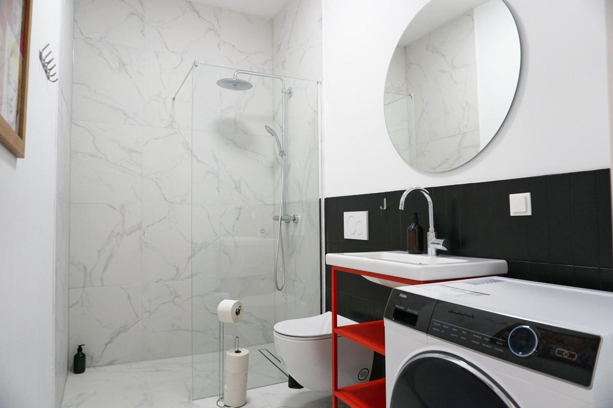 Vibrant Design Apartments - Full Kitchen - Wi-Fi - 18 Mins To City Centre Viyana Dış mekan fotoğraf